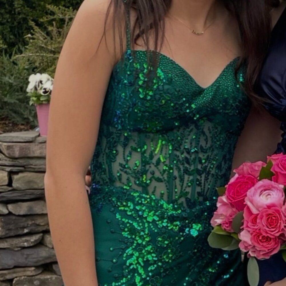 Emerald Ellie Wilde Prom Dress Size 0 - Picture 8 of 8